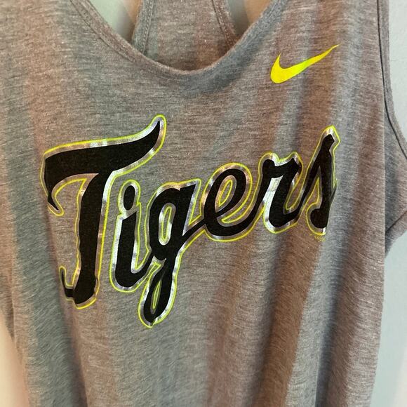 Nike Detroit Tigers gray, racer back tank top, women’s medium - Picture 2 of 6